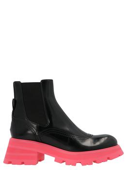 推荐Ankle boots with elastic on the sides商品