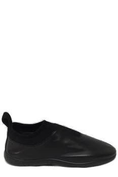 Bottega Veneta | Bottega Veneta Round Toe Slip-On Sneakers 