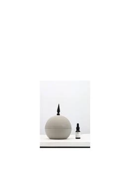 Photo/Genesis + Co | No. 1 Hashish Candles & Fragrances Grey,商家Wanan Luxury,价格¥1540