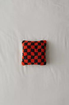商品Checkerboard Tufted Mini Throw Pillow图片