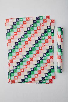 商品Adelfi | Adelfi Space Checkered Wrapping Paper,商家Urban Outfitters,价格¥115图片