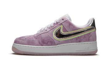 推荐Nike WMNS Air Force 1 07'商品