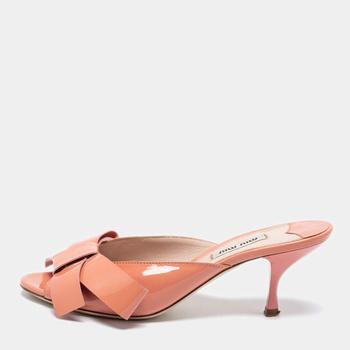 推荐Miu Miu Blush Pink Patent Leather Bow Mules Size 36.5商品