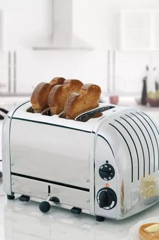 商品Dualit | Dualit 4 Slice NewGen Toaster,商家Urban Outfitters,价格¥2719图片