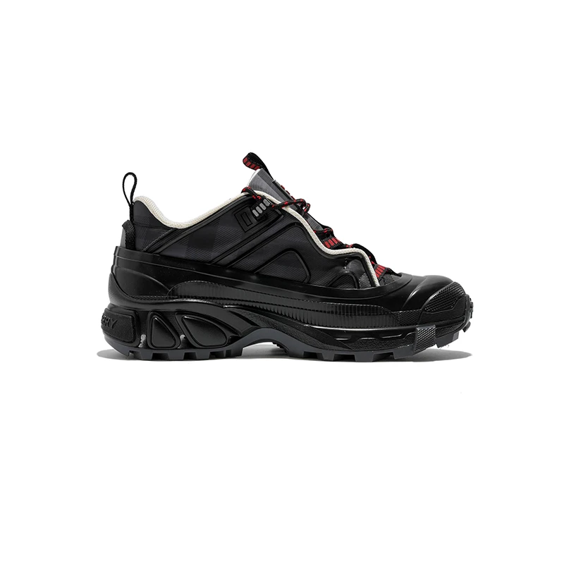Burberry | 【现货】博柏利 ARTHUR系列 男士黑色皮革运动鞋80555761 7.2折, 限时价, 包邮包税, 限时价