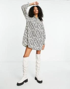 推荐Vero Moda Aware high neck mini smock dress in animal print商品