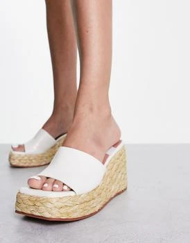 推荐ASOS DESIGN Teo wedge mules in white商品