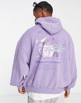 商品Reclaimed Vintage | Reclaimed Vintage mystic healing hoodie in purple,商家ASOS,价格¥318图片