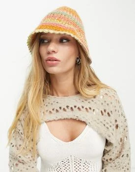 推荐Reclaimed Vintage knitted bonnet hat in multi商品