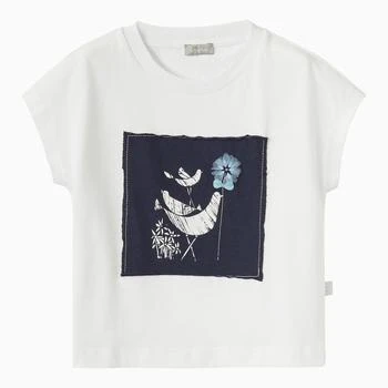 推荐White cotton T-shirt with blue patch商品