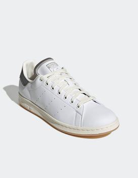 推荐adidas Originals Stan Smith gum sole trainers in white商品