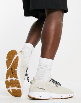Columbia | Columbia Vent Aero trainers in brown Exclusive at ASOS商品图片,