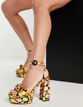 ASOS | ASOS DESIGN Note knotted platform heeled sandals in fruit print,商家ASOS,价格¥226