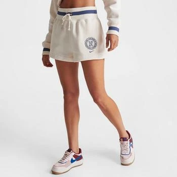 推荐Women's Nike Sportswear Phoenix Fleece High-Waisted Campus Shorts商品