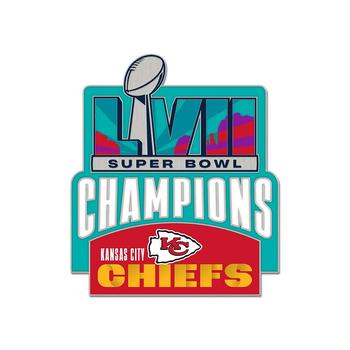 商品Wincraft | Kansas City Chiefs Super Bowl LVII Champions Collector Trophy Pin,商家Macy's,价格¥58图片
