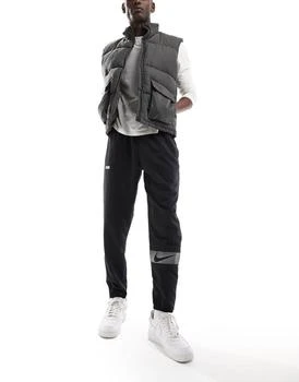 推荐Nike Running Run Divison Challenger flash woven jogger in black商品