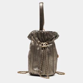 [二手商品] Chanel | Chanel Gun Metal Leather Coco Pleats Backpack 满$3001减$300, $3000以内享9折, 独家减免邮费, 满减