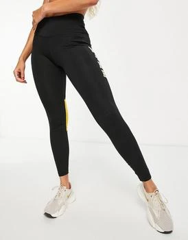 推荐Nike Running Swoosh Run Fast Dri-FIT heritage logo 7/8 leggings in black商品