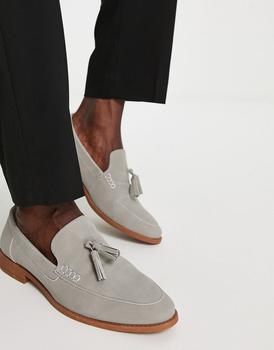 product New Look tassel loafer in grey image
