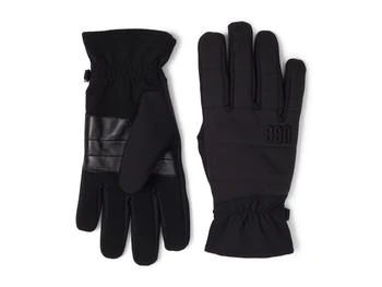 UGG | All Weather Tech Gloves with Conductive Stretch Tech Palm,商家Zappos,价格¥627