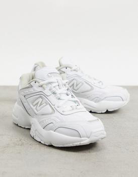 推荐New Balance 452 trainers in white/grey商品