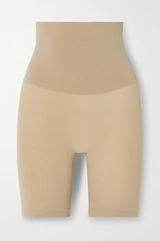 SKIMS | Core Control 短裤（颜色：clay）商品图片,