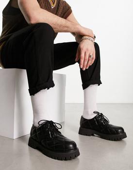 商品Koi Footwear | KOI Snug Cave quilted lace up shoes in black,商家ASOS,价格¥378图片
