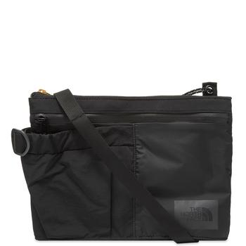 商品The North Face Mountain Shoulder Bag,商家END. Clothing,价格¥432图片
