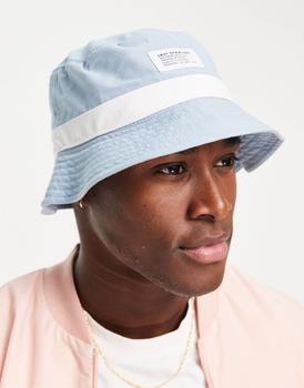 推荐Levi's bucket hat with text logo in blue商品