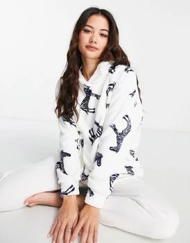 推荐Night fleece oversize lounge hoodie in cream zebra print商品
