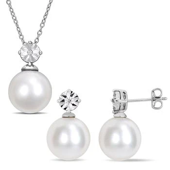 推荐Cultured Freshwater Pearl and Diamond Accent Earrings & Necklace Set商品