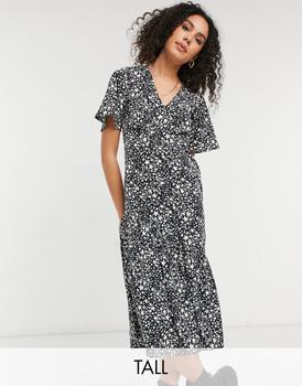 推荐New Look Tall tiered hem midi dress in star print商品