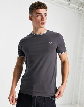 Fred Perry | Fred Perry Exclusive twin tipped t-shirt in grey商品图片,