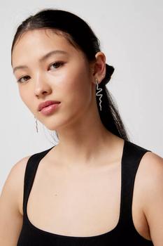 商品Urban Outfitters | Rhinestone Snake Earring,商家Urban Outfitters,价格¥77图片