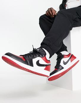 推荐Air Jordan 1 Low trainers in black/red/white商品
