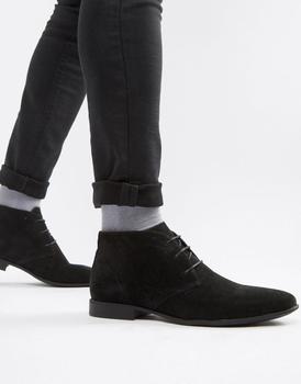 推荐ASOS DESIGN chukka boots in black faux suede商品