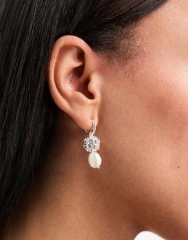 推荐& Other Stories faux pearl pendant earrings in silver商品