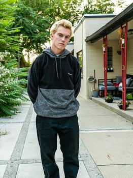 Volcom是什么牌子, Volcom | Volcom Division Pullover Hoodie - Black商品图片 3.9折