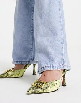 ASOS | ASOS DESIGN Sommers chain detail mid heeled shoes in lime snake 8.1折, 独家减免邮费