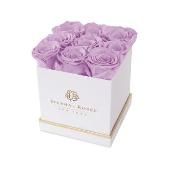 商品Eternal Roses | Lennox Medium White Gift Box,商家Lord & Taylor,价格¥1445图片