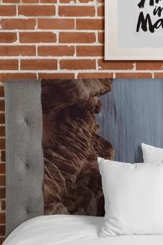 DENY Designs | Bethany Young Photography Sunset Cliffs Storm Tapestry,商家Premium Outlets,价格¥157