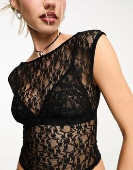COLLUSION | COLLUSION lace cap sleeve top in black 