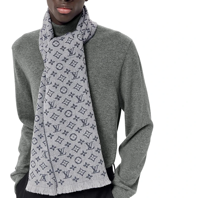 Louis Vuitton | 现货Louis Vuitton/路易威登新款 经典老花系列 男士浅灰色羊毛围巾M70932 7.5折