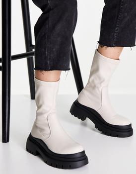 推荐Truffle Collection chunky sock boots in cream商品