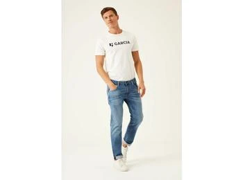 推荐Jeans Russo Tapered - cuisse regular (droite) et mollet resserré商品