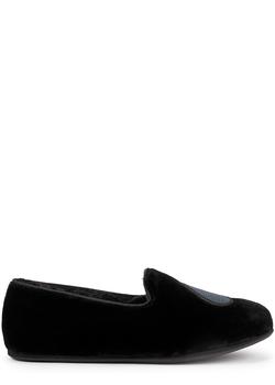 推荐Black heart-appliquéd velvet loafers商品