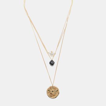 商品Carolina Herrera CH Crystals Quartz Faux Pearl Capricon Gold Tone Zodiac Pendant Necklace图片
