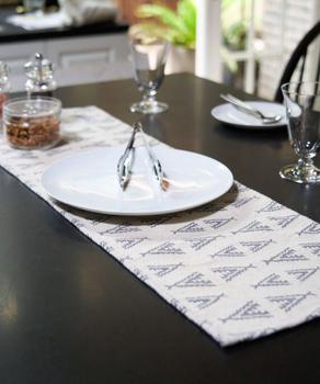 商品AMINA | NOMADY Long Placemat,商家Ametsuchi,价格¥158图片