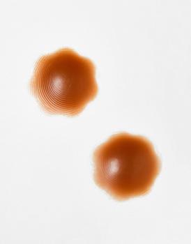 商品ASOS DESIGN tonal silicone reusable nipple covers in brown图片