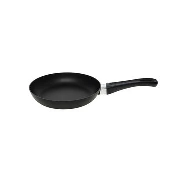 Scanpan | Classic 8", 20cm Nonstick Fry Pan, Black,商家Macy's,价格¥521